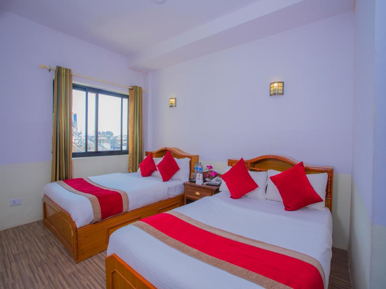 Oyo 255 White Zambala Hotel Kathmandu Esterno foto
