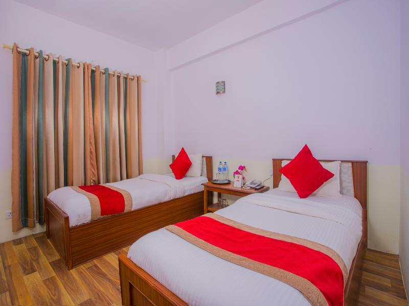 Oyo 255 White Zambala Hotel Kathmandu Esterno foto